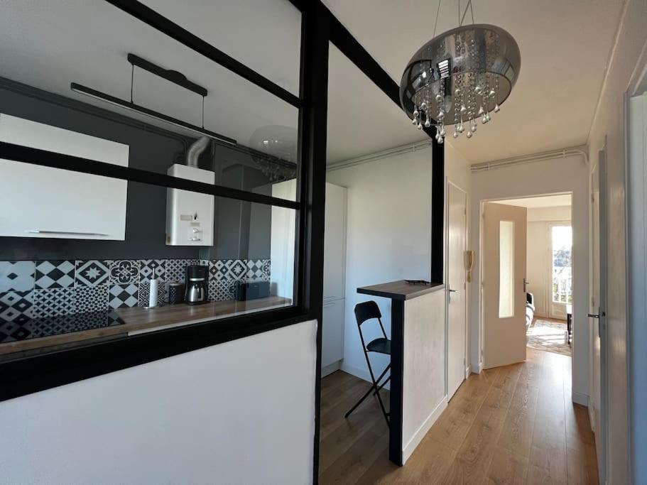 Apartamento T2 Lumineux Refais A Neuf Avec Parking ! Lorient Exterior foto